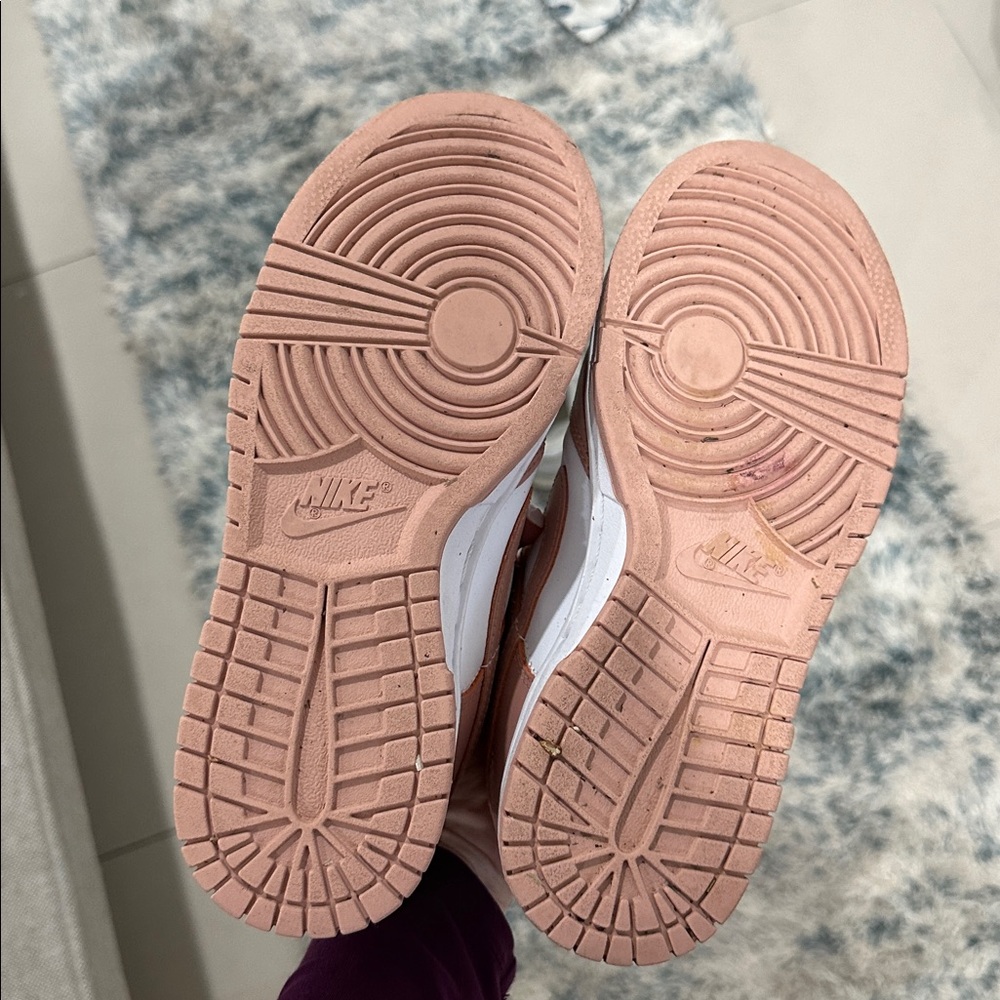 Nike Women's Low-Top Sneakers in Dusty Rose and White - Picture 6 of 6